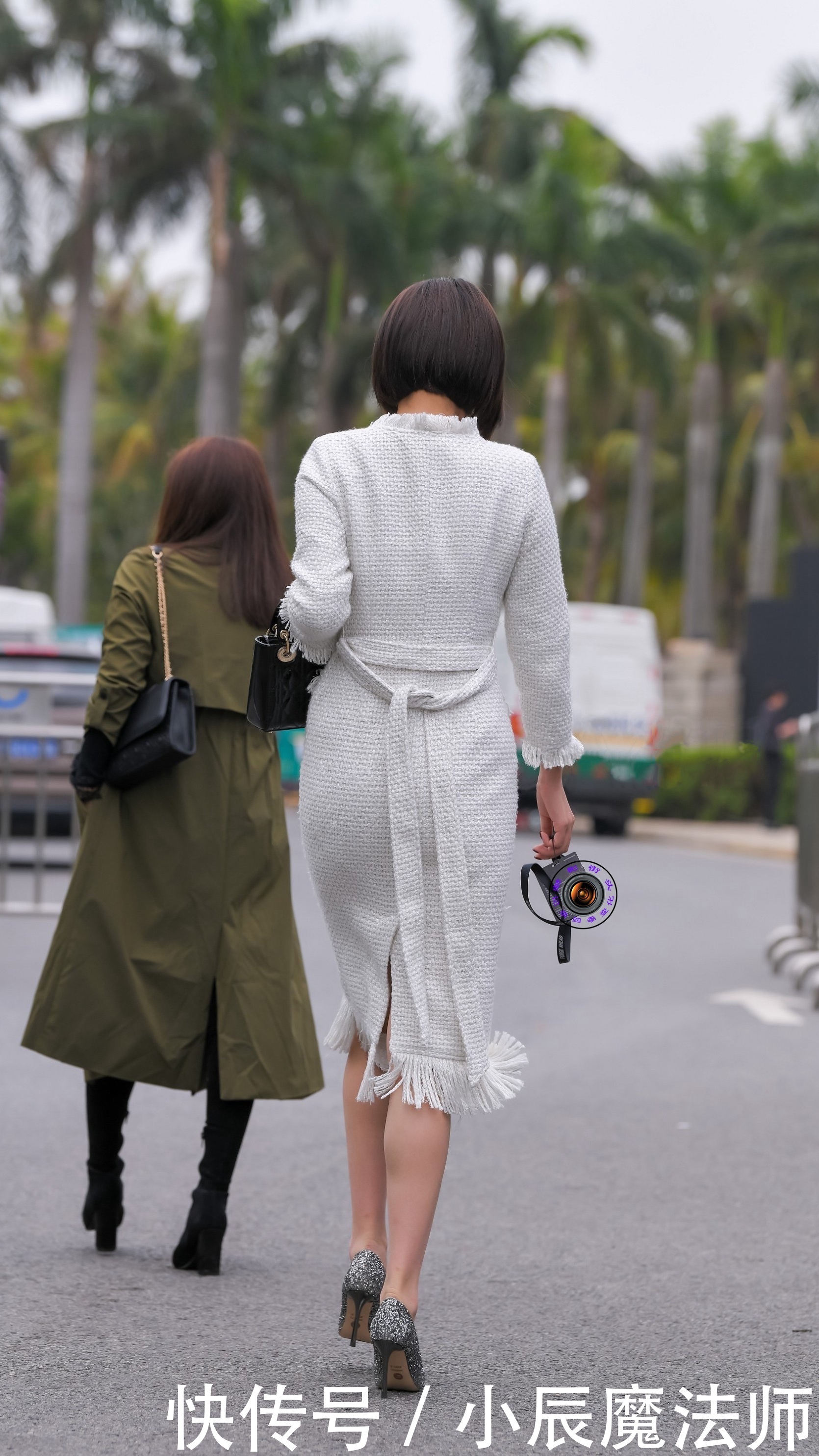 时节|初冬时节,粗花呢连衣裙搭配尖头细跟鞋,时髦保暖穿出气质美