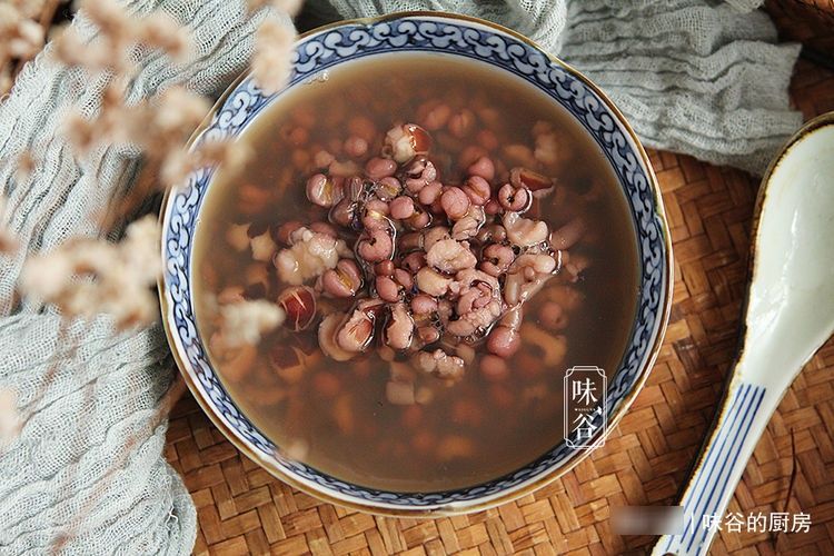 营养|小暑将至，记得多喝6种“晨粥”，营养全面好消化，舒心过夏天