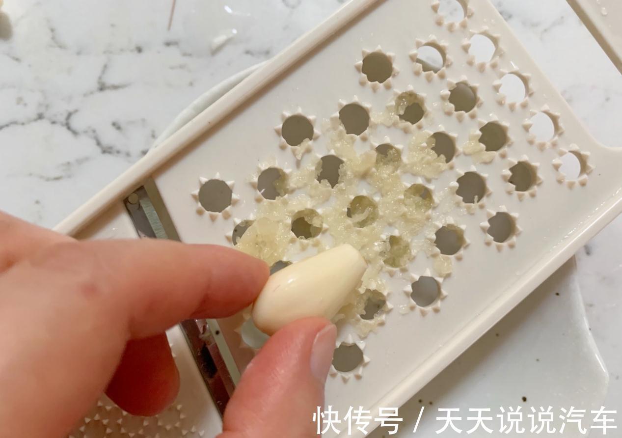 家常蒜泥白肉,制作简单不麻烦,美味可口一点不腻