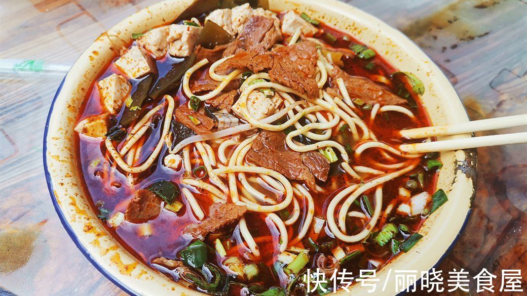 最有名的12道特色早餐，蒸煮煎烤样样有，学会在家做着吃，真解馋