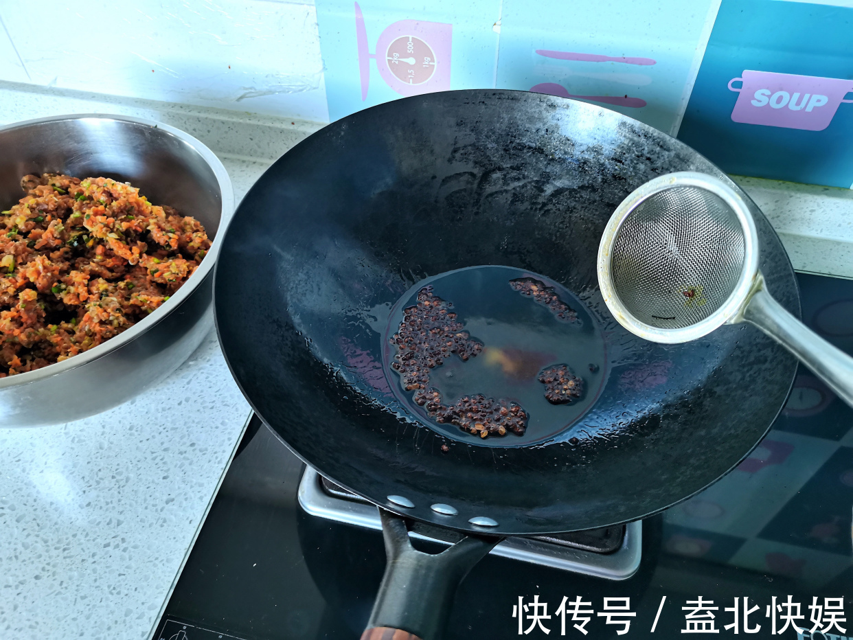 肉饺子|肉饺子我家十次有八次都是吃这个馅料,自带鲜味,总也吃不够