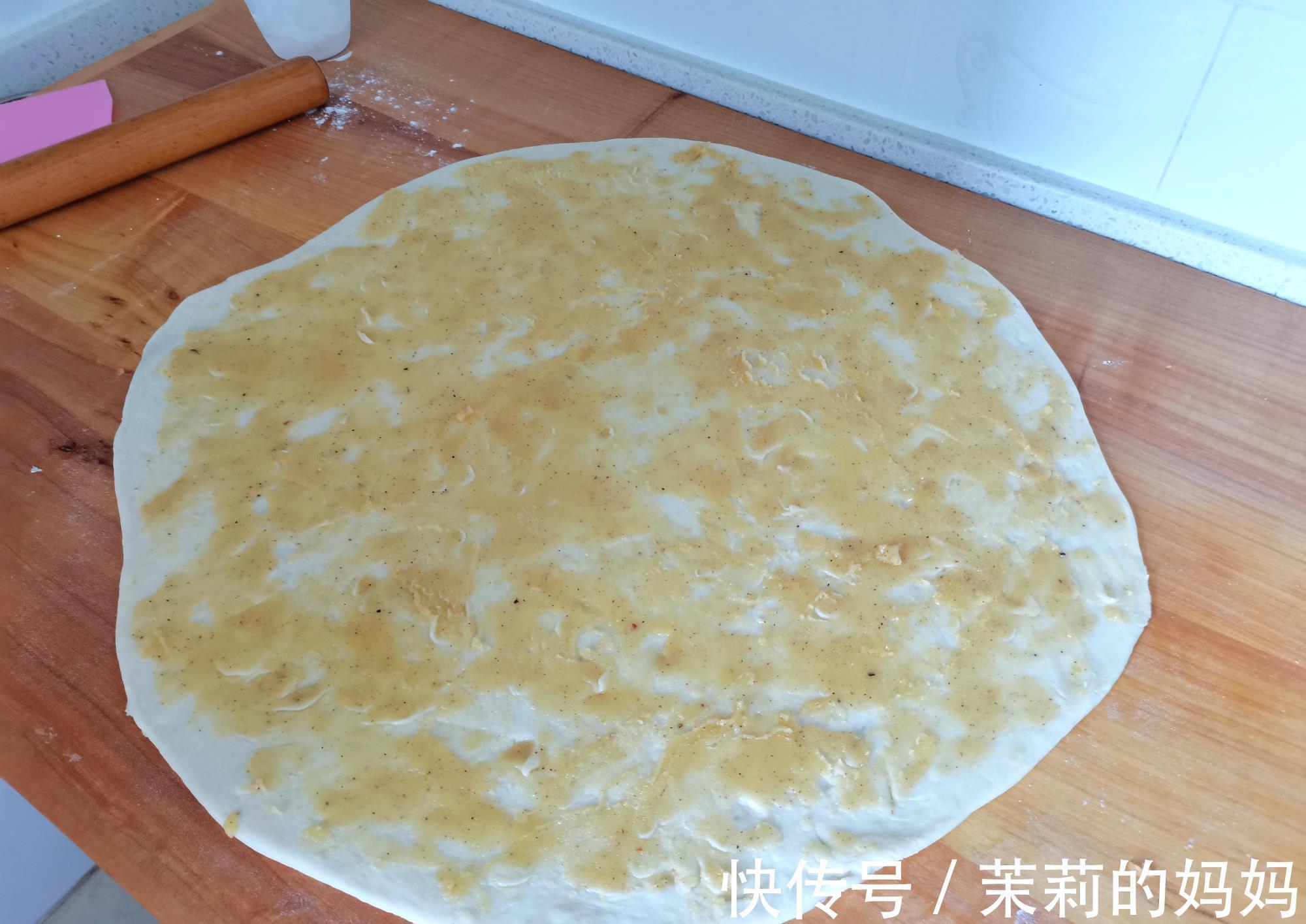馅料|天气再热，这个馅料的酥饼不能错过，一出锅就吃了三个，真香
