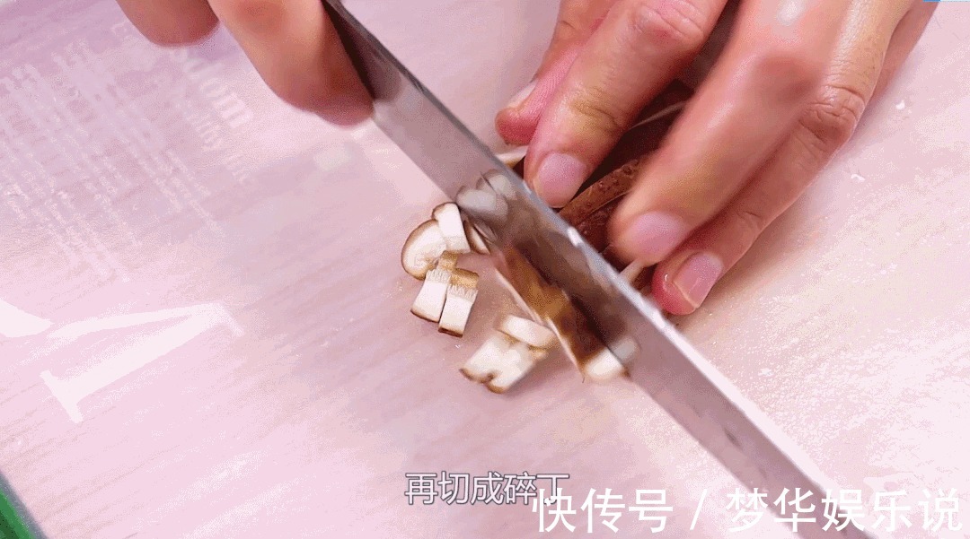 饮食习惯|别怪宝宝不爱吃饭了!新做法太香了,专治不爱吃饭的宝宝,比肉香