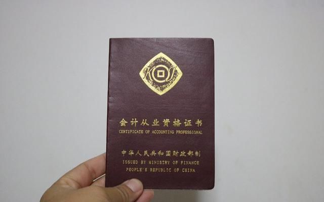 上海立信会计金融学院|5所录取分数线比较高的二本大学，毕业生好找工作，待遇可观