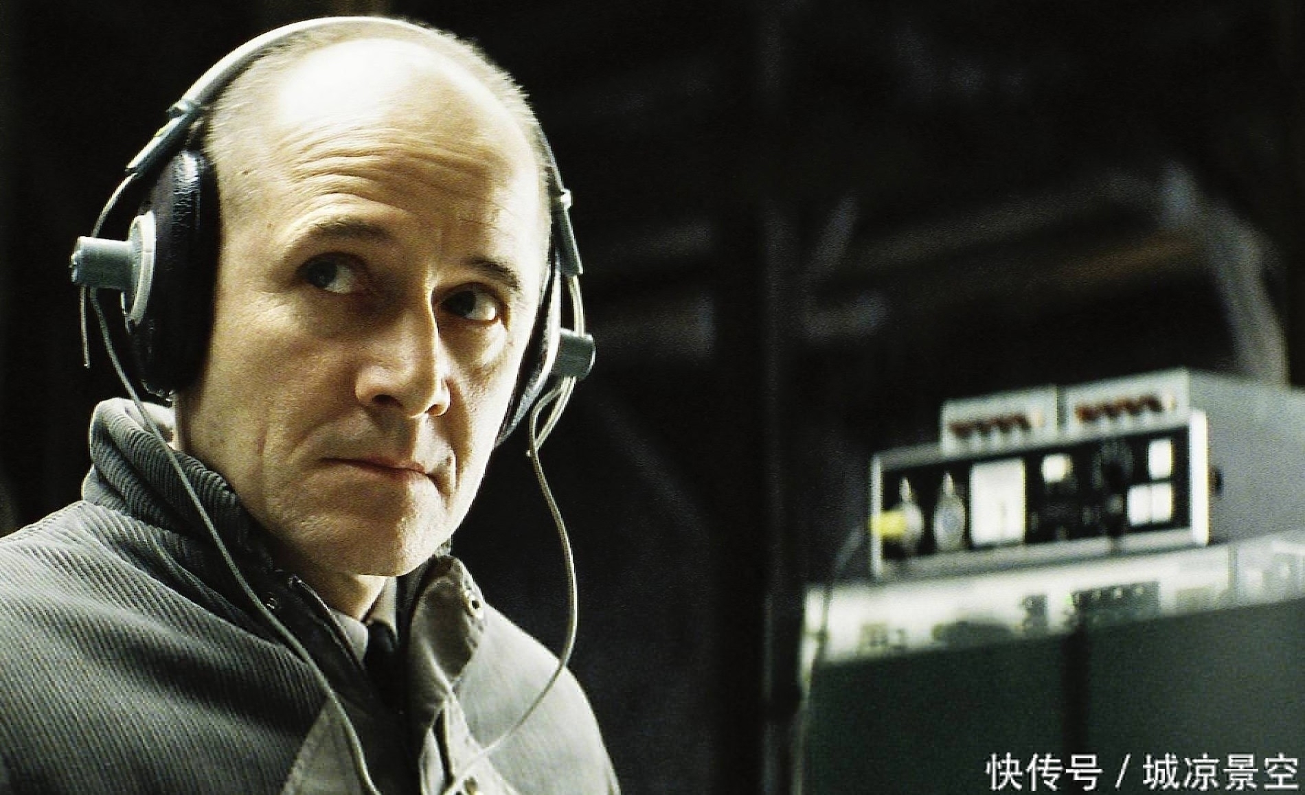 外国汉语专家偷听我军情报,30天后报告上级:他们不讲中国话