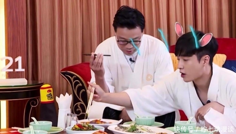 黄老师 《向往5》中的张艺兴,两期节目就撕下诸多综艺明星的遮羞布,你怎么看?