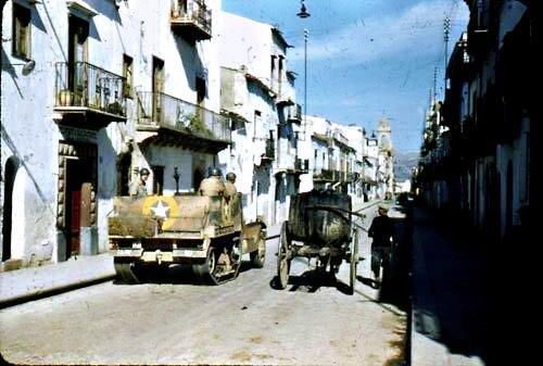 美国|二战战场上曾经起到了重大作用的 美国M3半履带装甲车