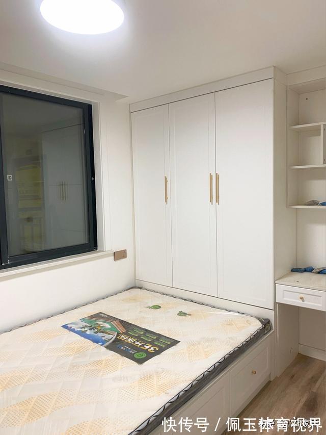 收纳|107㎡的家装风格选择了白色系,简单干净现代时尚,就是不耐脏