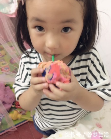 一时气|宁可饿着孩子,也别在睡前吃4样食物,脾胃伤了,积食还长不高