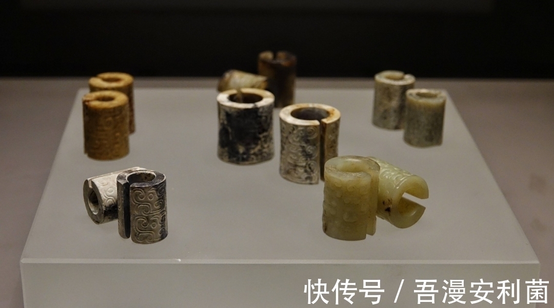 玉璜@玉玦很美,却不能随意佩戴,在古时它有特殊寓意