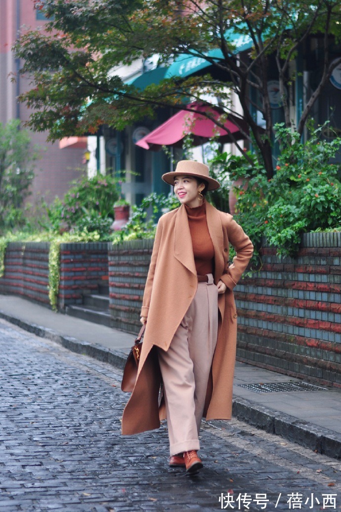 博主|大衣“买精不买多”,跟三木博主学,搭配裤子、半身裙超级显贵