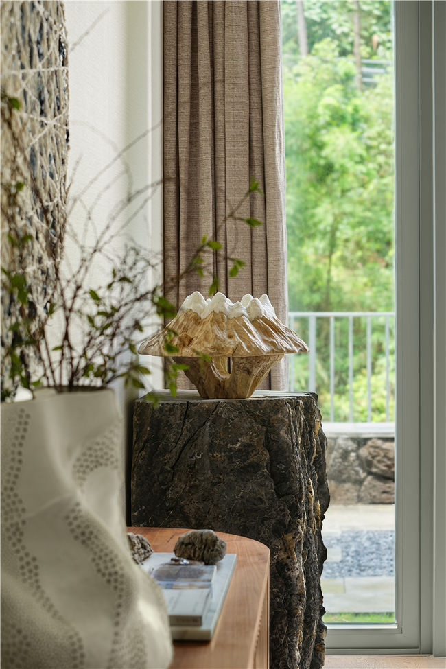 万物生长&华墨国际丨安然于山水之间,自在同万物生长