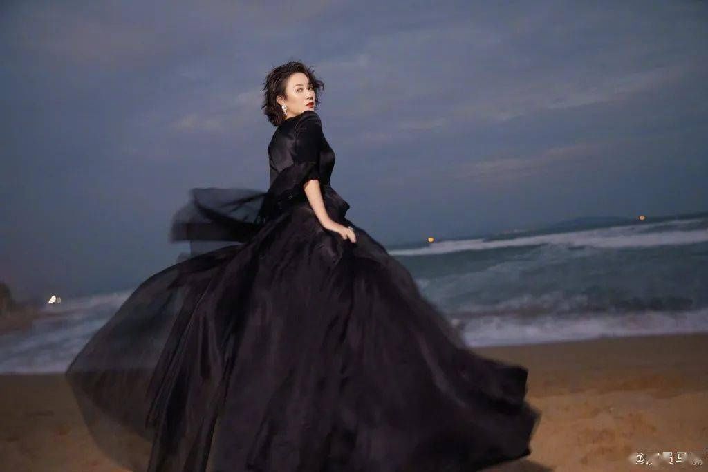 朵朵|关系再亲,父母也别伸手跟孩子要这三样东西