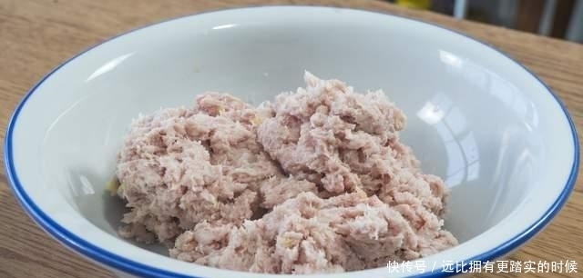 正月十五元宵节,家宴菜单已备好,5荤4素1汤上一桌,十全十美