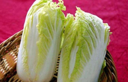 蔬菜|45岁大妈常年高血压,常吃4种蔬菜,再去检查医生都服了