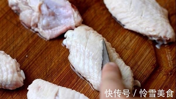 咖喱鸡翅做法，酱汁浓郁辛辣鲜香，连汁都可以拌饭