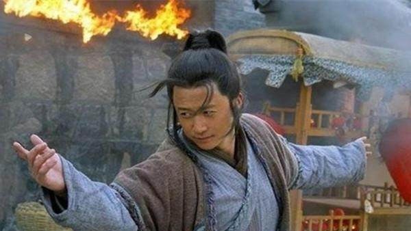 活捉@此人乃老种经略手下, 击败武松拿下时迁, 最终活捉吴用戴宗!