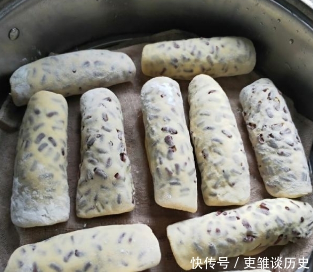煮粥|红豆别再煮粥,我家这样吃,一卷一蒸,又软又甜,一周3回还嫌少
