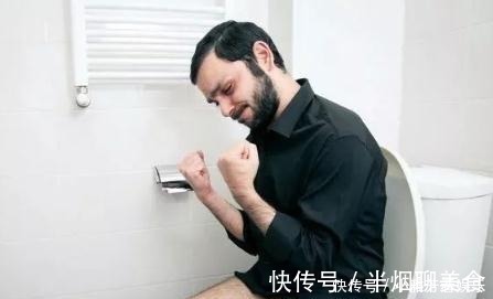 蹲坑|卫生间到底装马桶好还是蹲坑好？原来它这么脏，后悔我家装错了