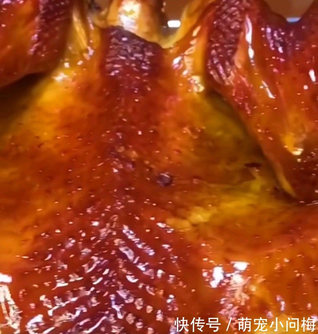 周末家宴，我做了6菜一汤，一家8口吃得直摸肚子，说吃撑了