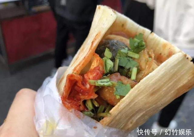  南方人第一次吃东北美食，反应“过于真实”，馋的像200斤胖子