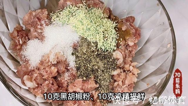 脆皮肠在家就能做,Q弹爆汁无添加,每根成本不到一块钱