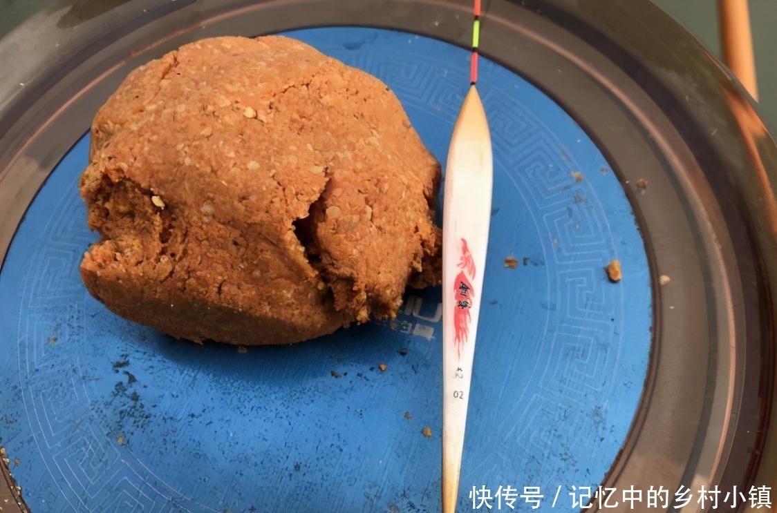配方|听说鲫鱼很难钓？饵料这样搭配，上鱼速度真的牛！