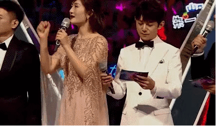 王嘉尔|谢娜，《快本》一姐的位置，难保