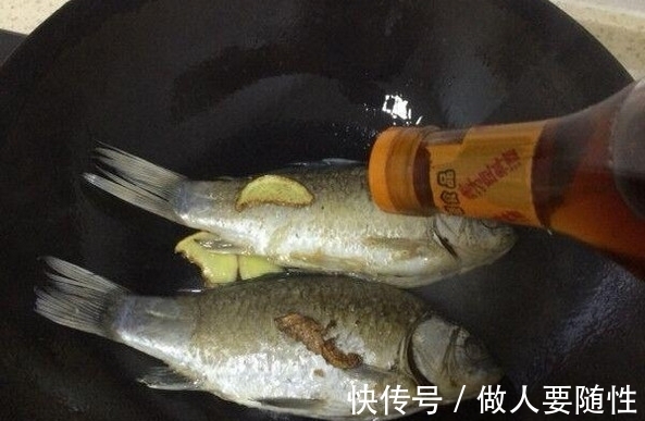 老中医|你还在吃红豆薏米吗?老中医告诉你,祛湿“它”更好100倍!