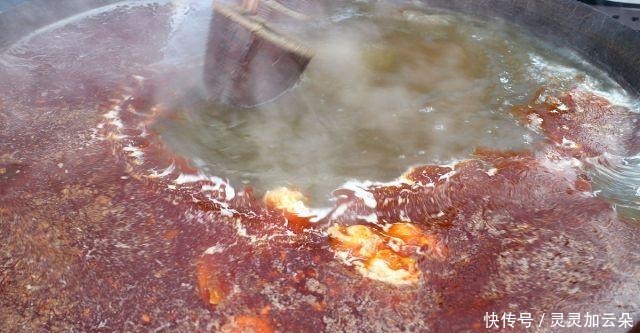 一碗热气腾腾的徐州牛肉面、赢得了众多网友的一致好评!