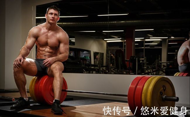 鞋子|健身穿什么鞋子合适?选择这3款训练鞋,让你的健身效果翻倍