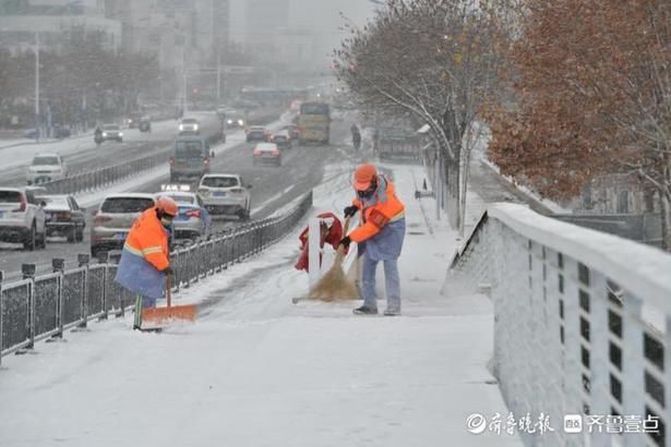  入冬|东营入冬后的第一场雪，雪中温情让人温暖