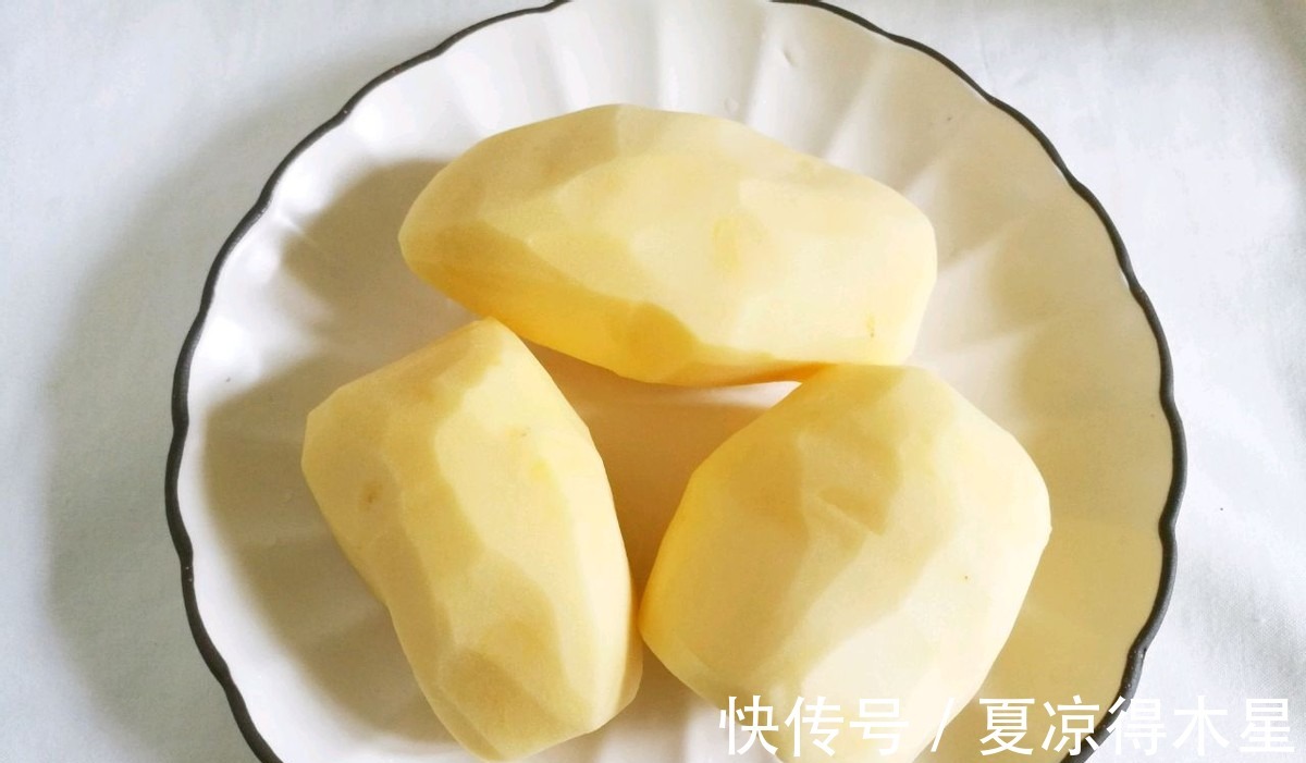 土豆条|自制凉拌狼牙土豆，比薯条还好吃，鲜香可口，大人孩子都爱吃！
