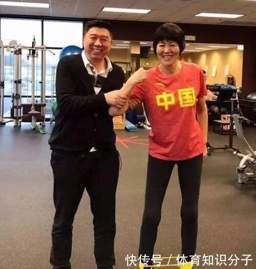 朱婷|一声叹息!中国女排跌出前二,干着急!三名关键人物迟迟不动手