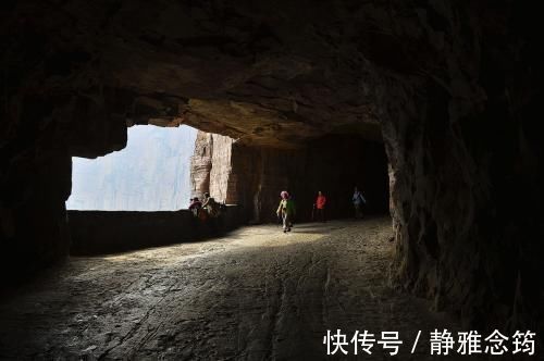 社火|中国最怪的二个村庄，一个在悬崖上，一个在地下，都成了著名景点