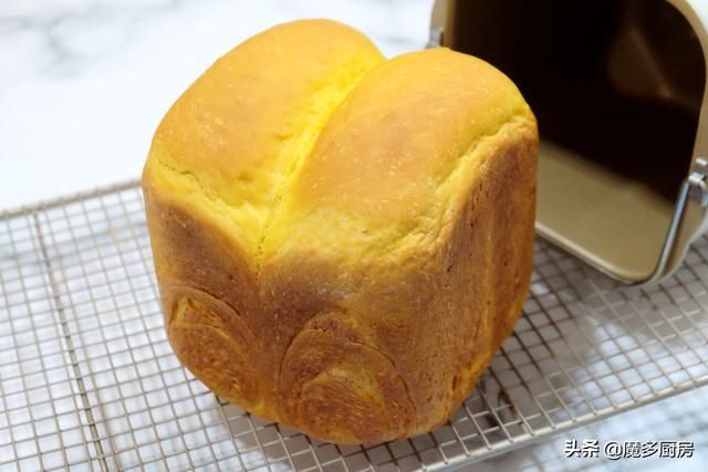 在家做面包并不难,两款健康美味吐司面包做法分享,柔软拉丝好吃