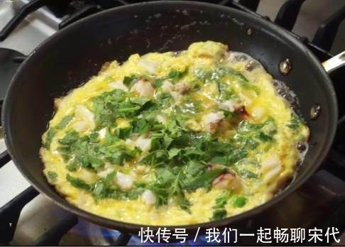 鸡蛋|打死也想不到，鸡蛋和它竟是绝配！这也太好吃了