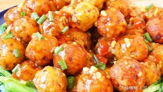 吃了半辈子土豆,这个做法百吃不腻,不炒不炸也不煮,上桌就扫光