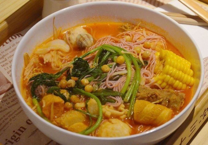 只点|每次吃麻辣烫总想只点泡面会怎么样13份方便面,老板当场愣住