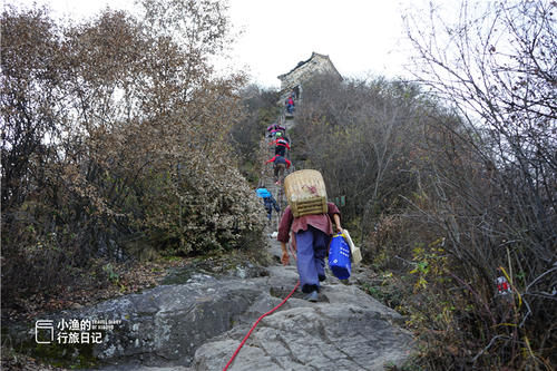 中年|西安驴友最爱爬的秦岭野山之一，惊险堪比华山！还有两条魔鬼天梯