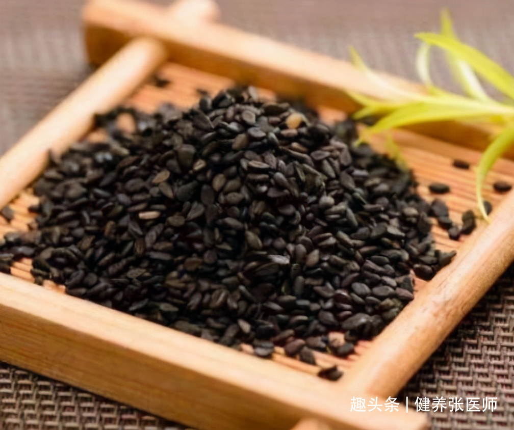 果蔬菜|女性到了中年,推荐常吃3种食物,滋阴润肺,清喉利嗓