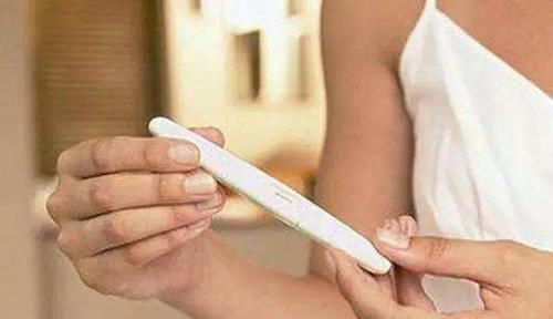 胎儿|产科医生4种情况下怀上的孩子,不建议要,对孕妇和胎儿都不好