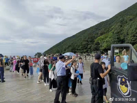 梧桐山|雷雨天游客被困梧桐山，罗湖警方奋力救援