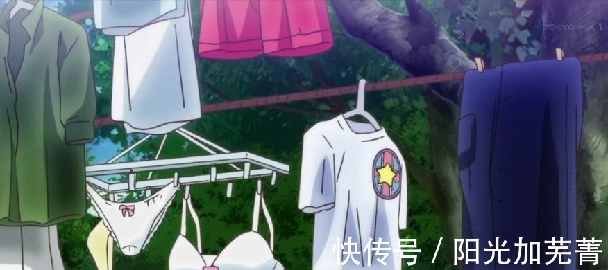 罩杯|窗台悬挂的不是衣服,是宅男的寂寞,结果画师被骂不尊重女性!