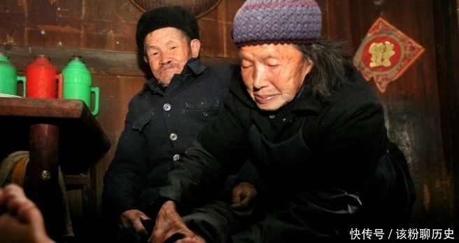 孝子|俗语为何说“久病床前无孝子”?其实还有后半句,让人深思