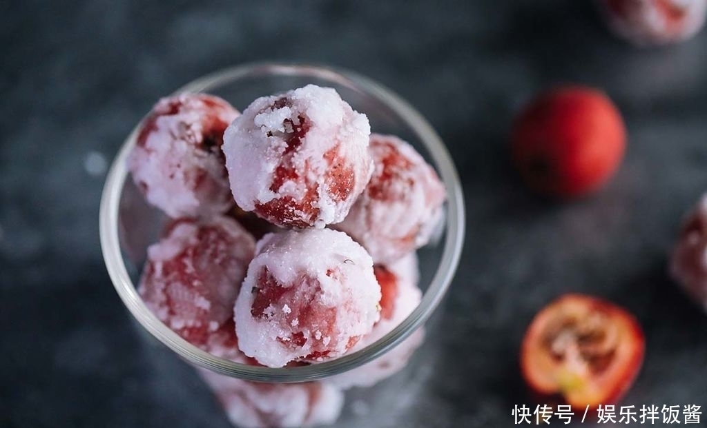 干净|10月是山楂的成熟期,撒把白糖炒一炒,开胃解馋自制干净吃得放心