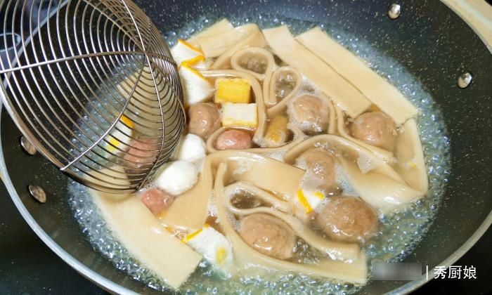 开胃|天热，我家最馋这一锅，荤素搭配营养全，香辣开胃又解馋，超下饭