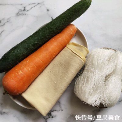 胡萝卜丝|#夏日开胃餐#「凉拌三丝」夏日经典凉菜｜上桌秒光