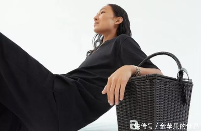 麦当劳开始卖包了!这……不就是个菜篮子吗好意思卖5888块