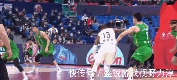 辽宁队|102-90!广东男篮轰然倒下,3人遭驱逐,创4大纪录,两队险酿冲突